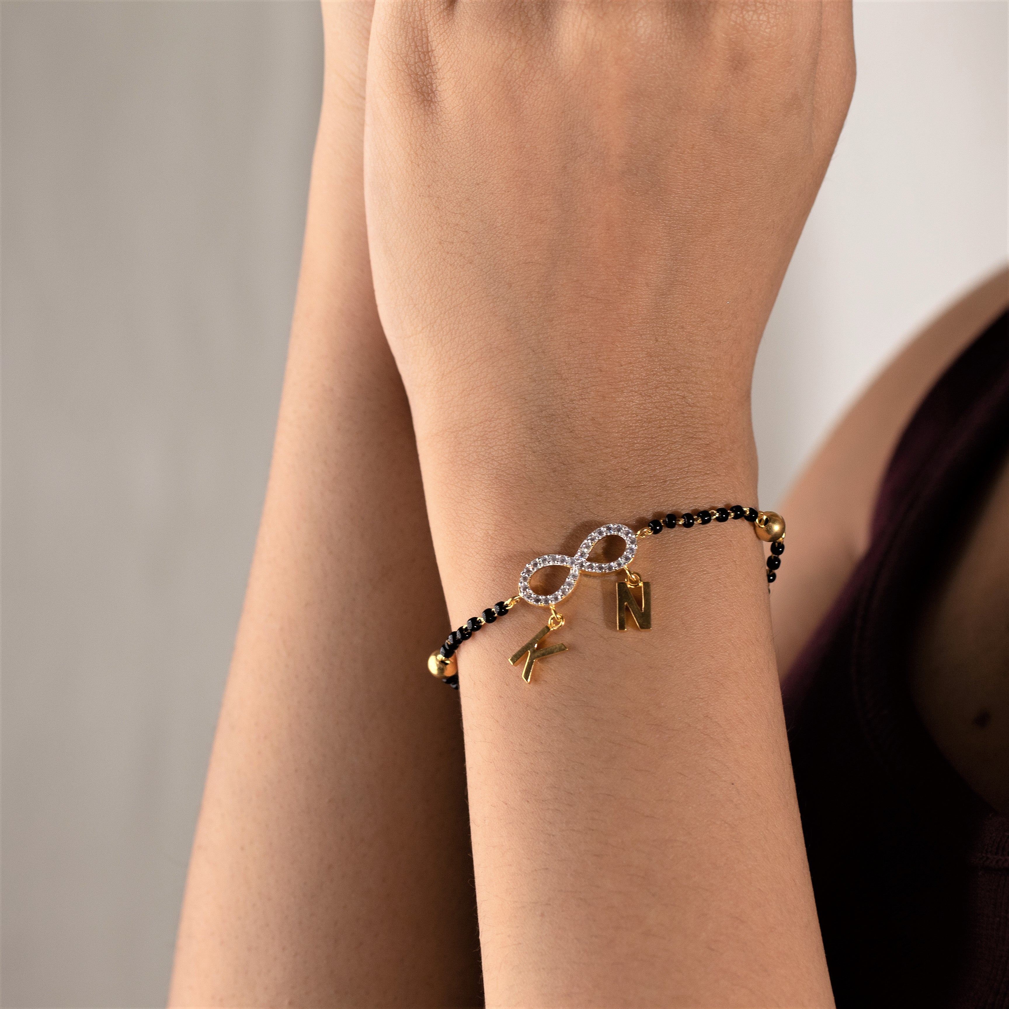 Buy Cubic Zirconia Hand Mangalsutra Bracelet With Gold Plating 429756 |  Kanhai Jewels