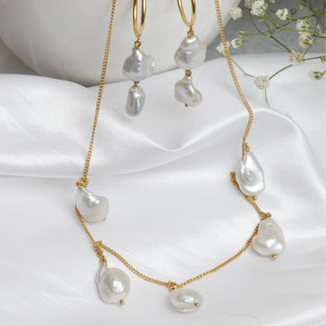Pearl Monarchy Necklace